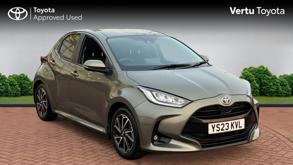 Toyota Yaris 1.5 Hybrid Design 5dr CVT Hybrid Hatchback